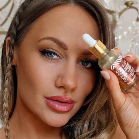 skinny tan face tanning drops.